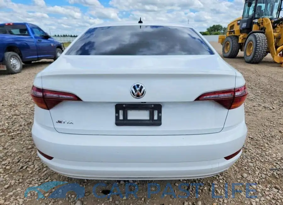 3VWC57BUXKM195111# 6