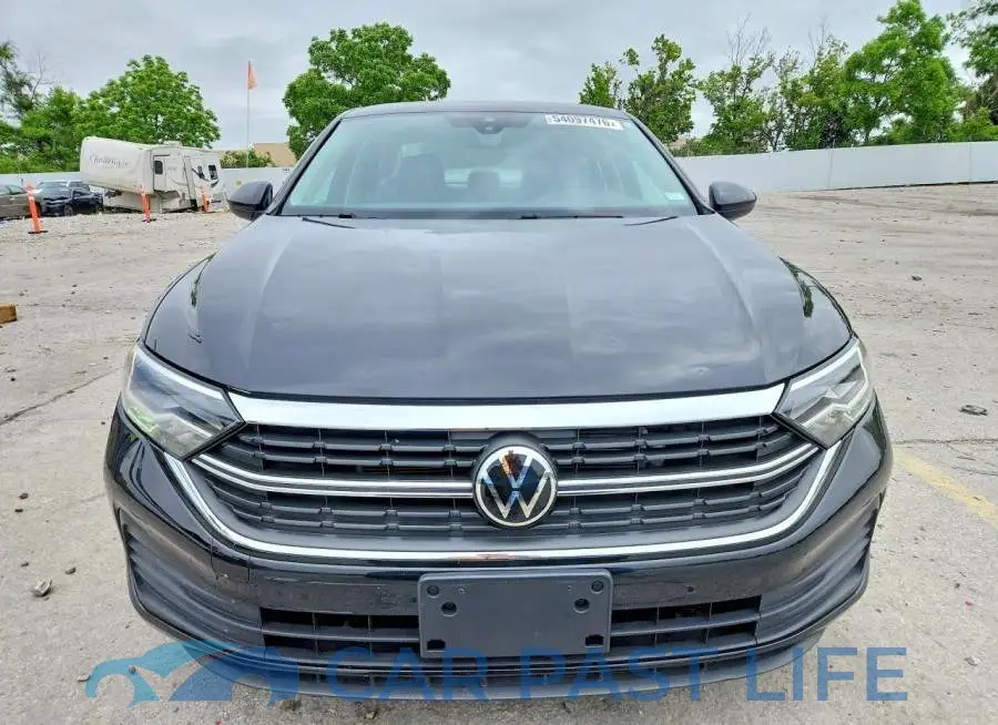 3VWEM7BU1RM048505# 5