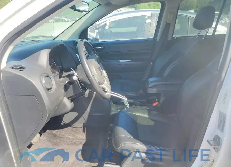 1C4NJCEB4HD197905# 7