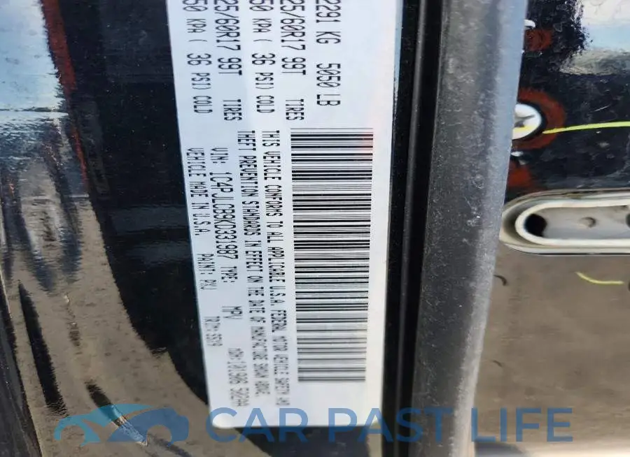 1C4PJLCB9KD331987# 12