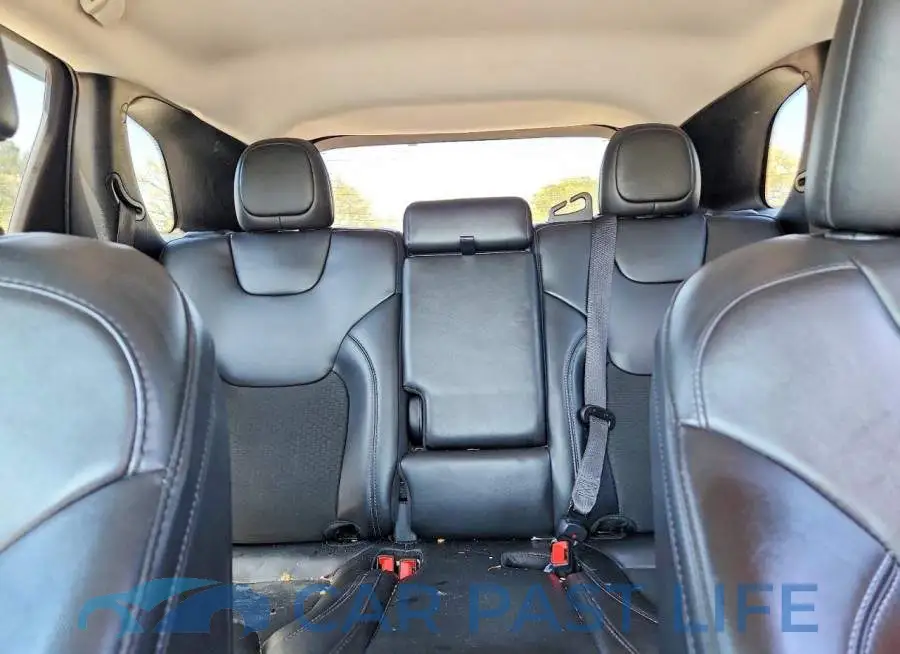 1C4PJLLB5LD535901# 10
