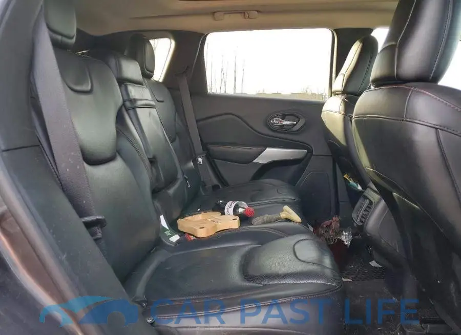 1C4PJMBS4HW615810# 11