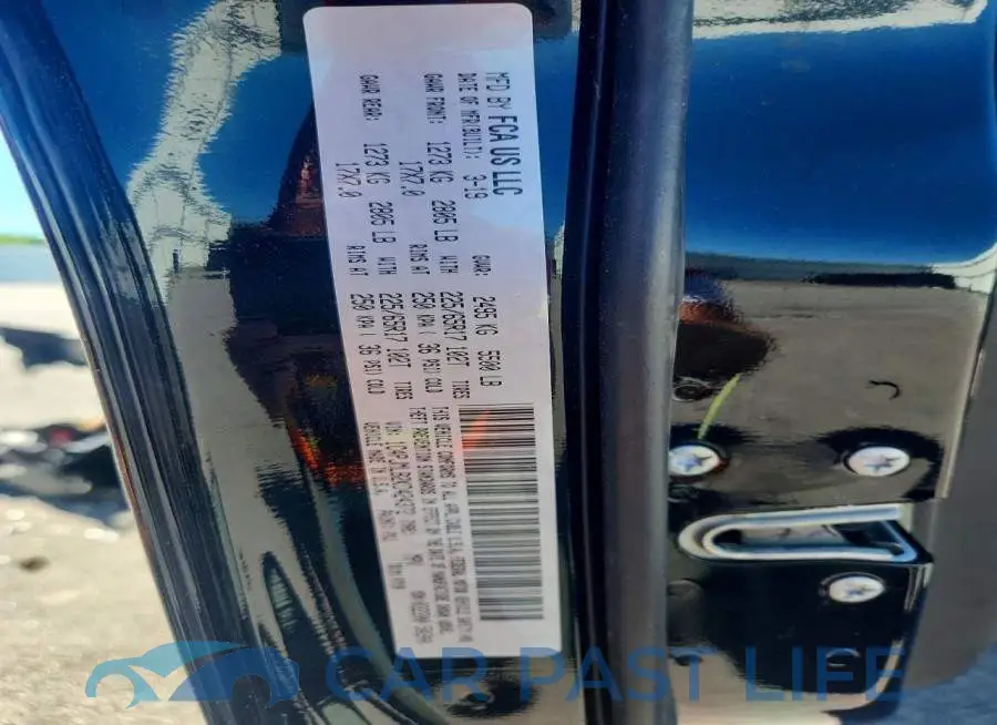1C4PJMLB2KD424372# 13