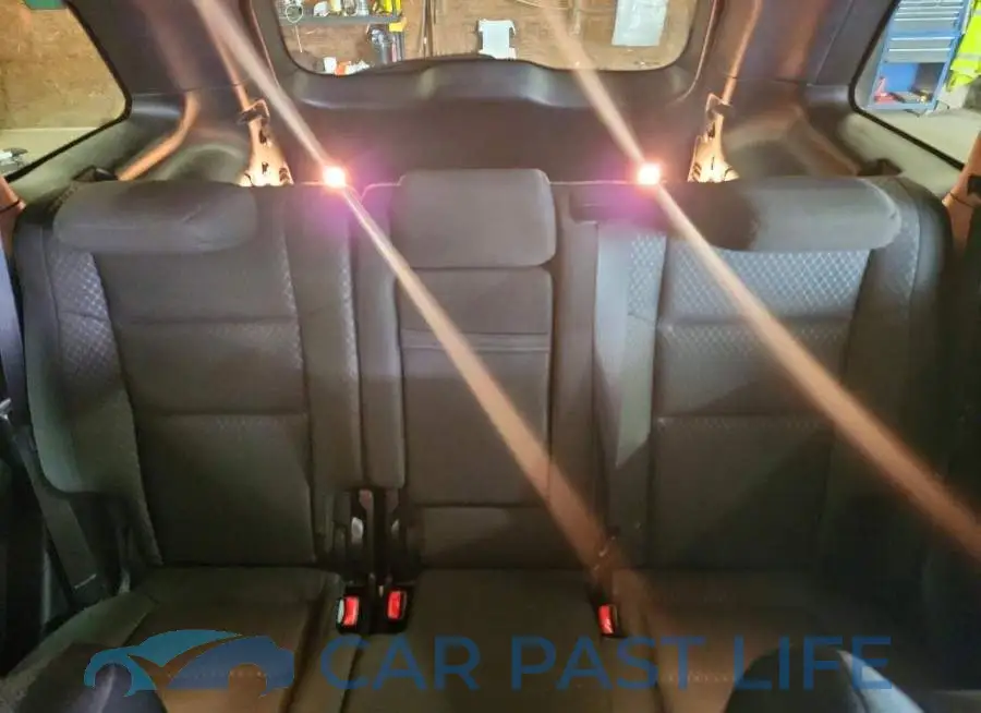 1C4RJFAG2JC184893# 10