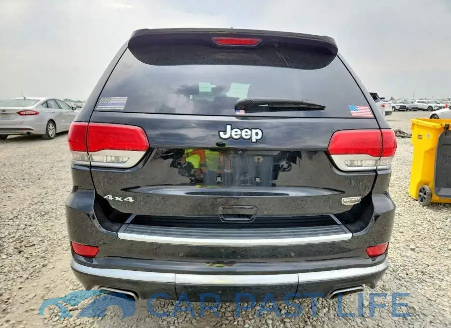 1C4RJFJG3JC137291# 6