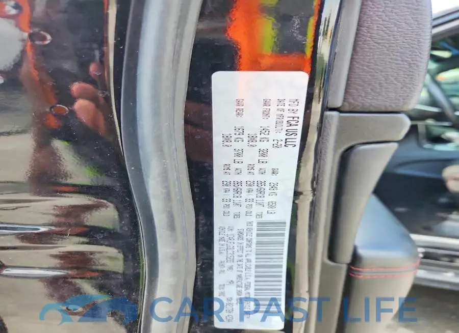 1C4RJFLG3LC315233# 14