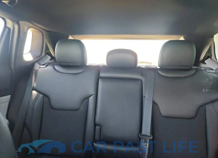 3C4NJDBN5ST602207# 10