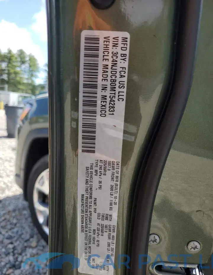 3C4NJDCB0MT542831# 13