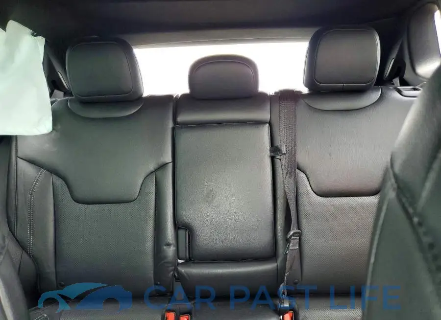 3C4NJDCN2PT545468# 10
