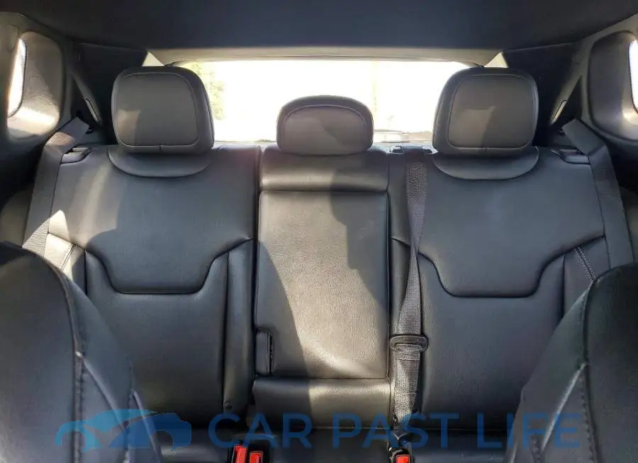 3C4NJDCN5ST619054# 10