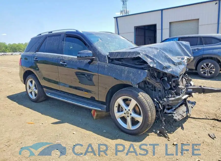 4JGDA5HB8JB201597# 4