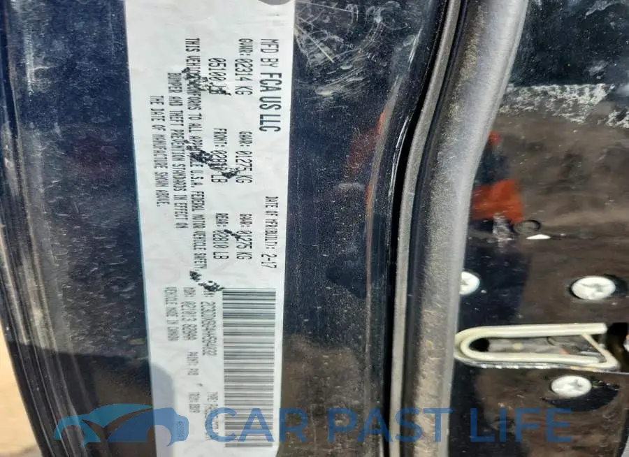 2C3CDXBG4HH584032# 13