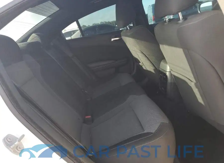 2C3CDXBG7LH233060# 10