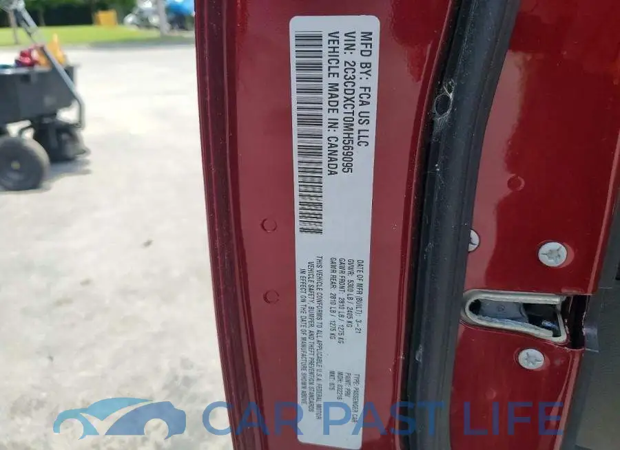 2C3CDXCT0MH569095# 12