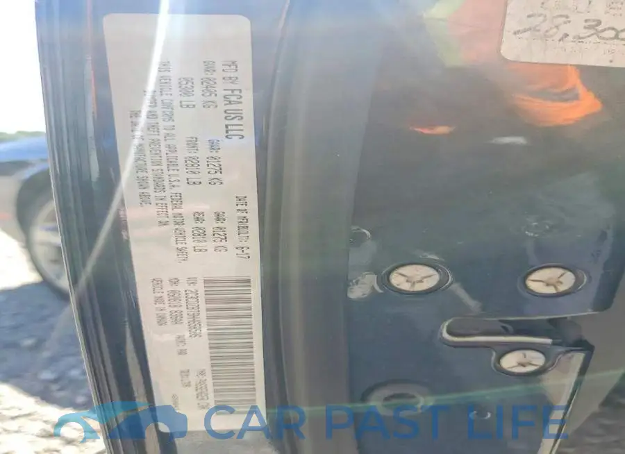 2C3CDZBT9HH658506# 12