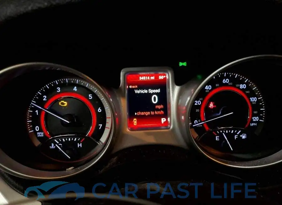 3C4PDCAB3HT582677# 9