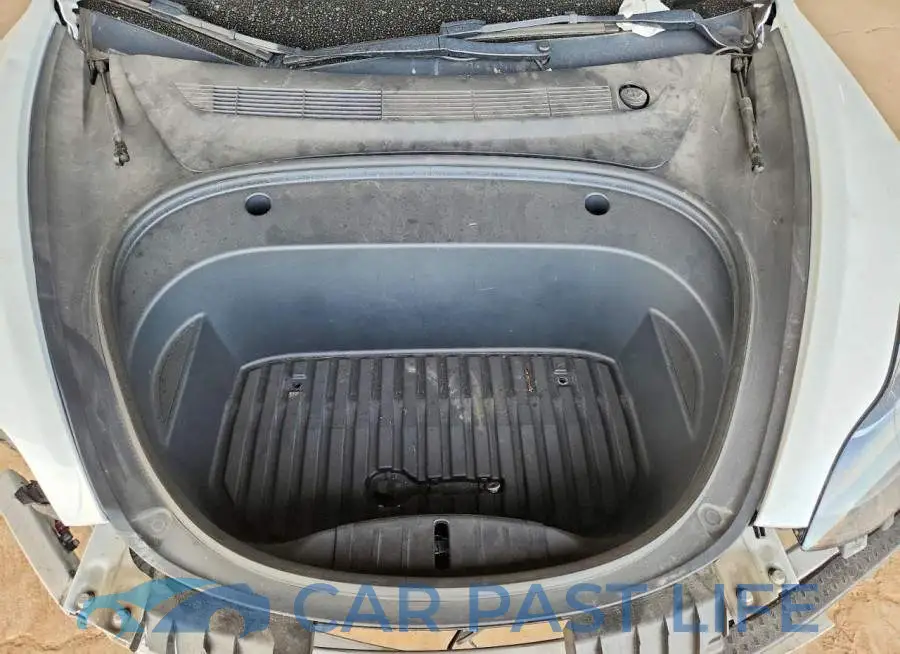 5YJ3E1EA9PF489175# 11