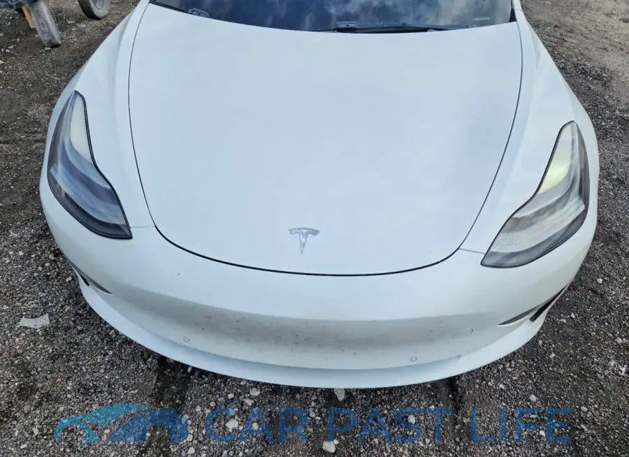 5YJ3E1EB1NF205558# 11