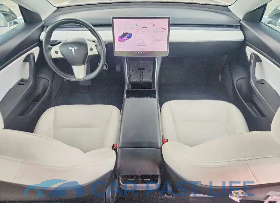 5YJ3E1EB5JF171084# 8
