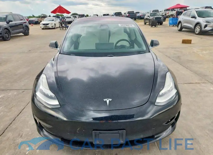 5YJ3E1EB5JF171084# 5