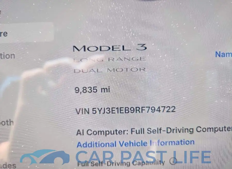 5YJ3E1EB9RF794722# 9