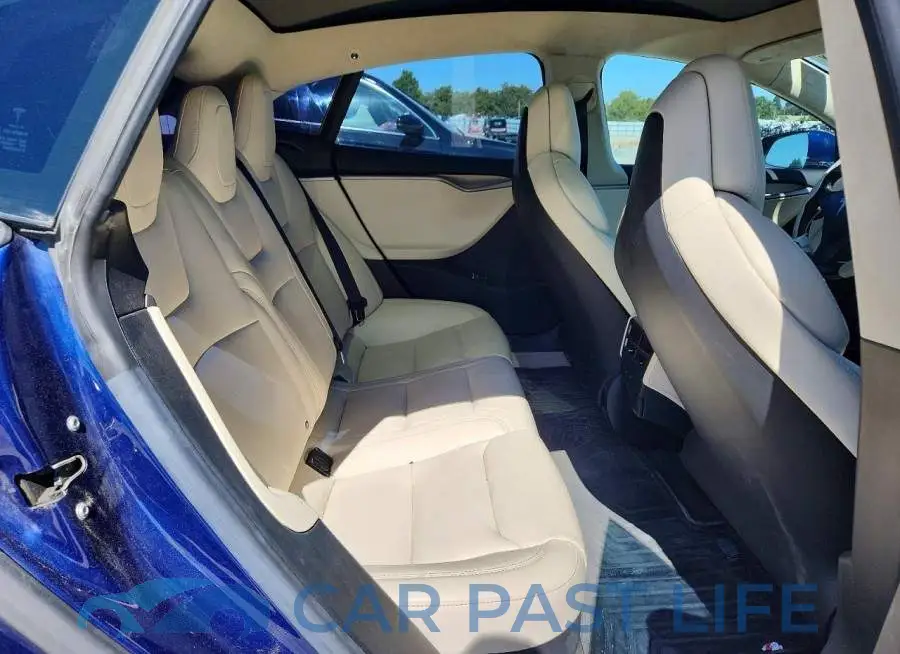5YJSA1E28JF282820# 10