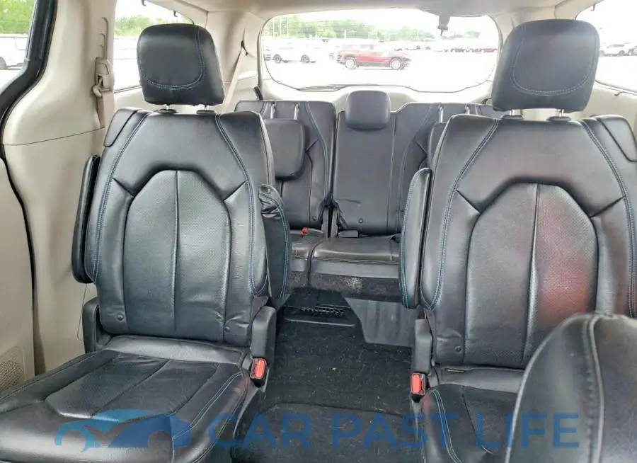 2C4RC1BG2MR589157# 10