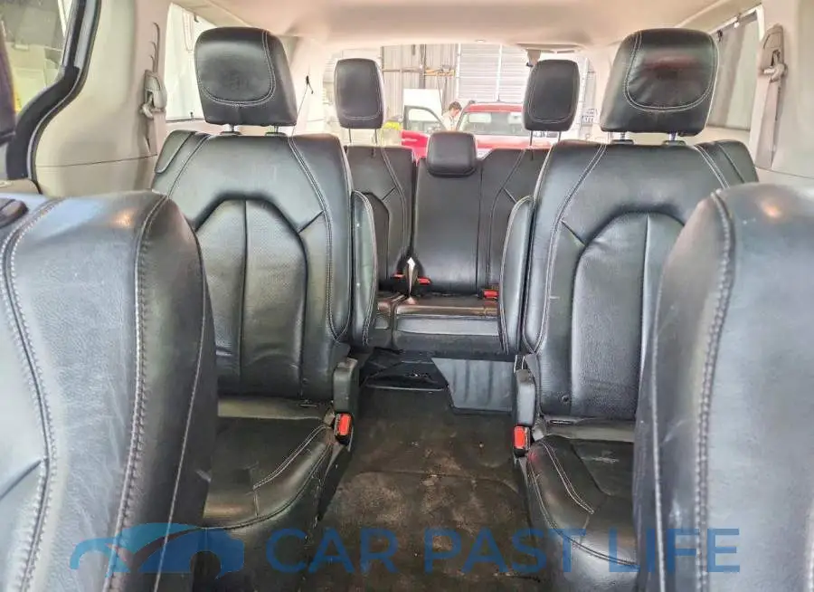 2C4RC1BG8NR178282# 10