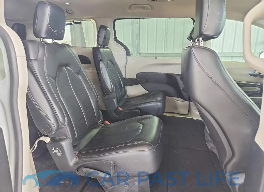 2C4RC1BG8NR178282# 11