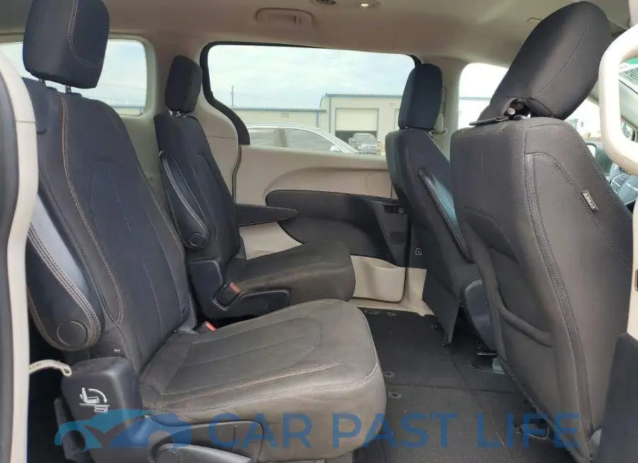 2C4RC1DGXHR502219# 11