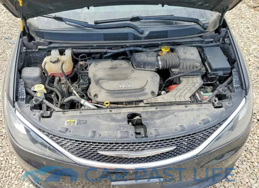 2C4RC1DGXHR502219# 12