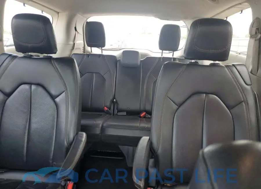 2C4RC1EG0HR570186# 10