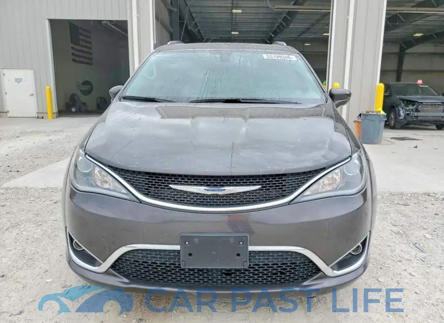 2C4RC1EG3KR645650# 5