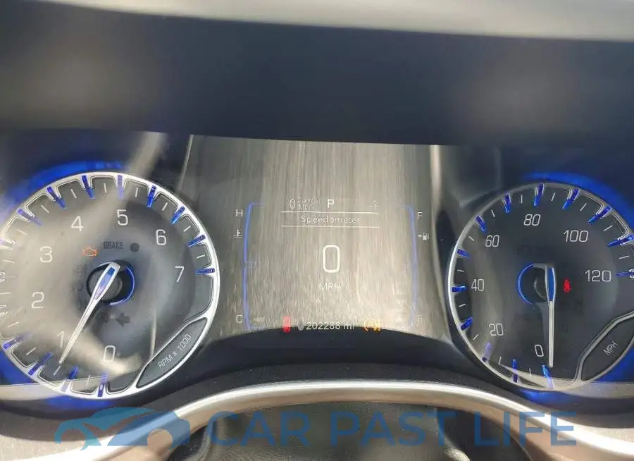 2C4RC1FG1JR316667# 9