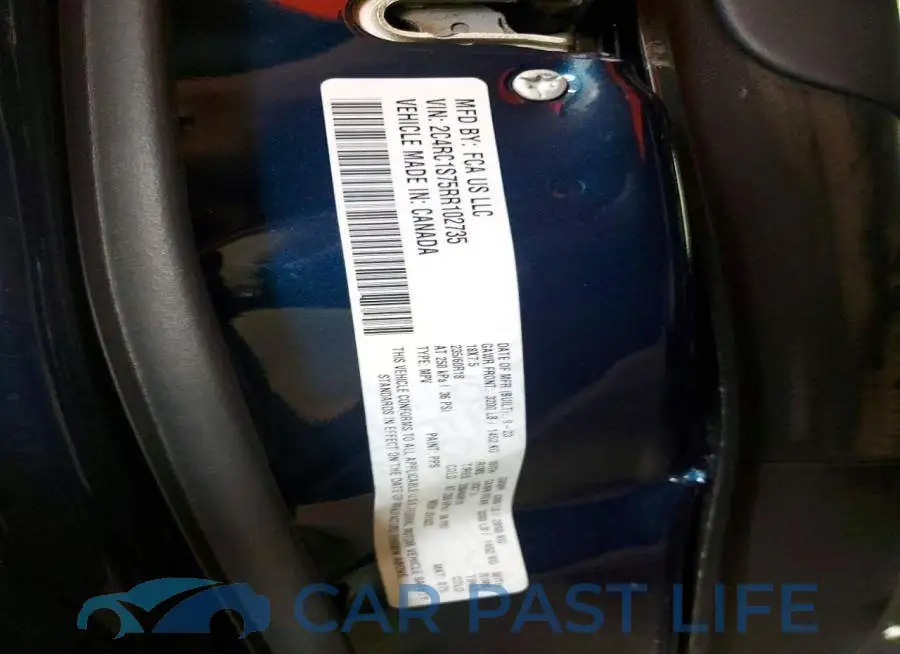 2C4RC1S75RR102735# 12