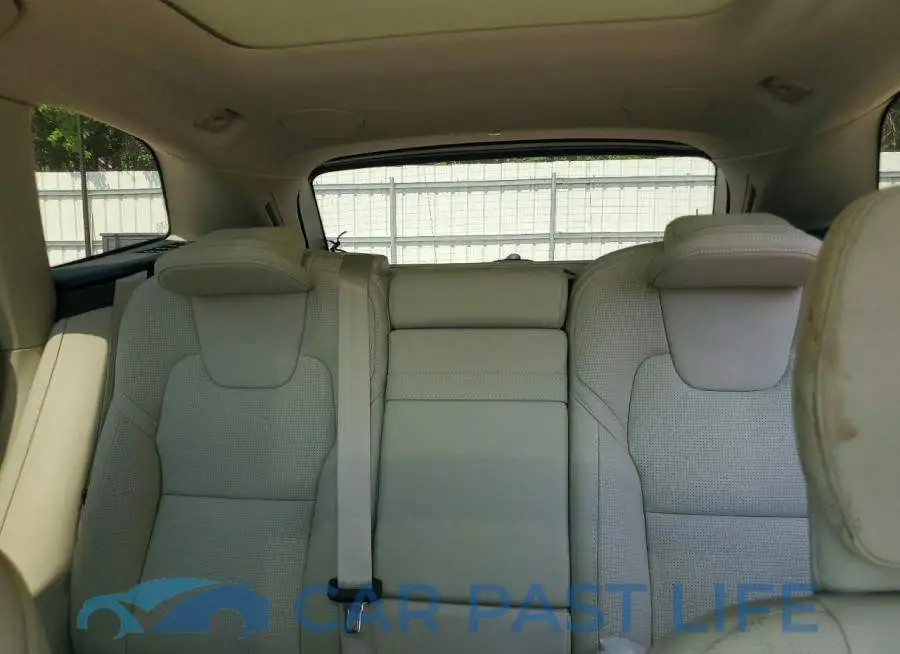 YV4102RL4L1560760# 10