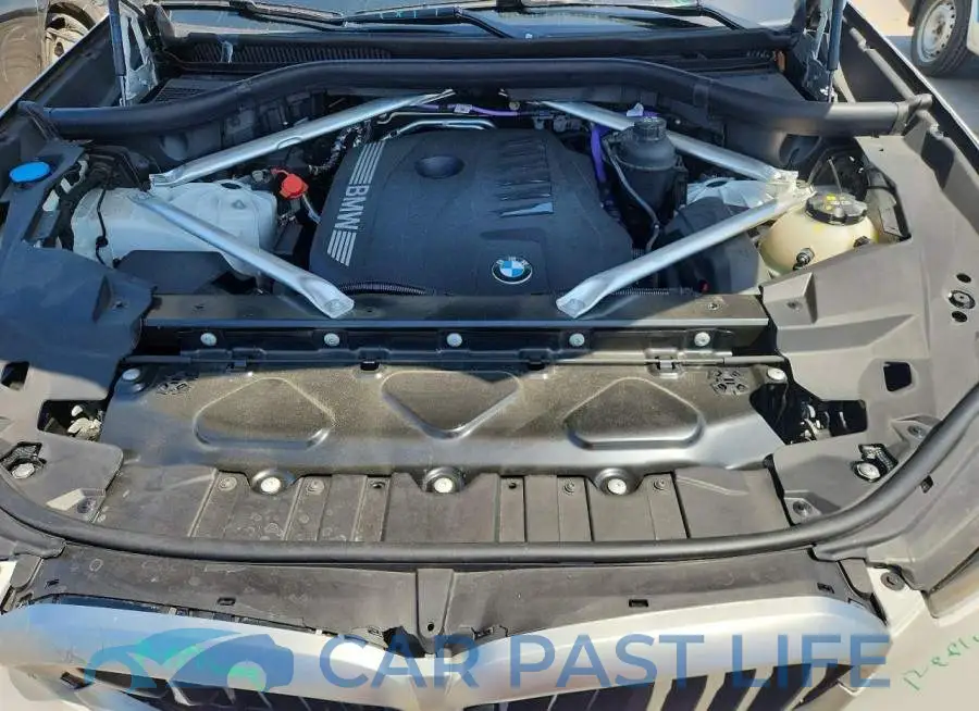 5UX23EU08R9V86848# 11