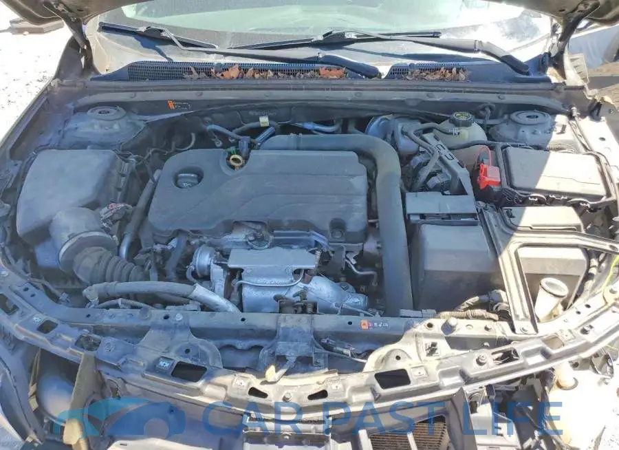 1G1ZB5ST9JF116665# 11