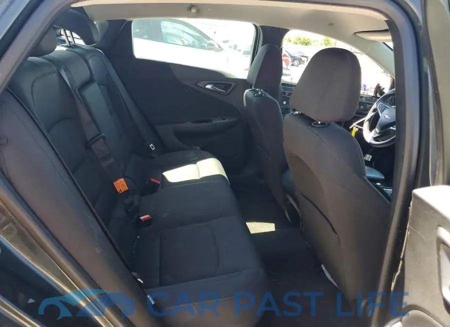 1G1ZB5ST9JF116665# 10