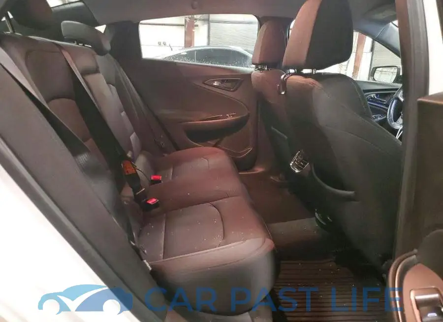 1G1ZD5ST3JF187323# 10