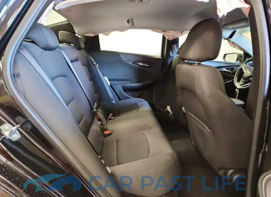 1G1ZD5ST3NF110070# 10