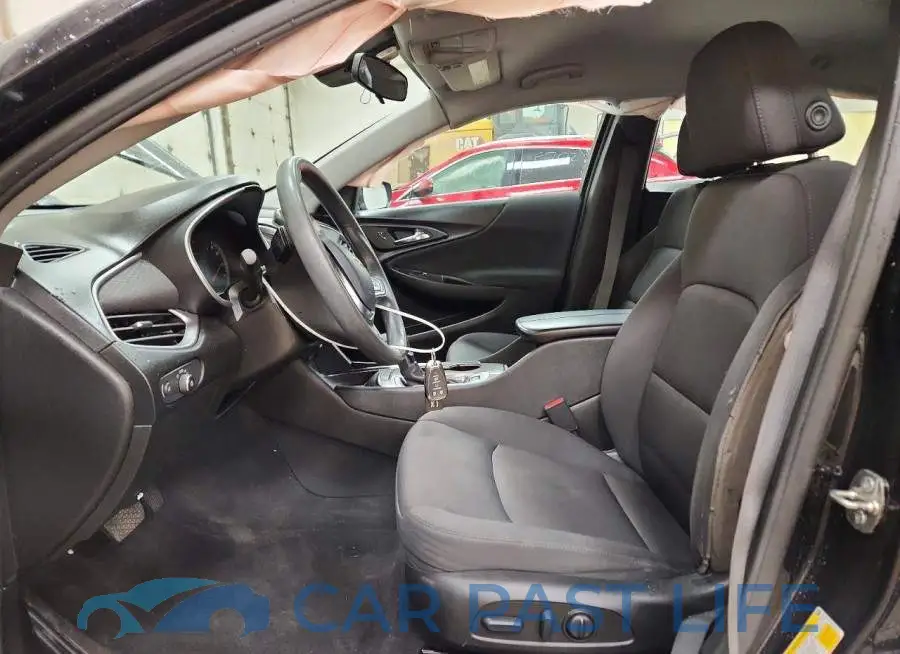 1G1ZD5ST3NF110070# 7