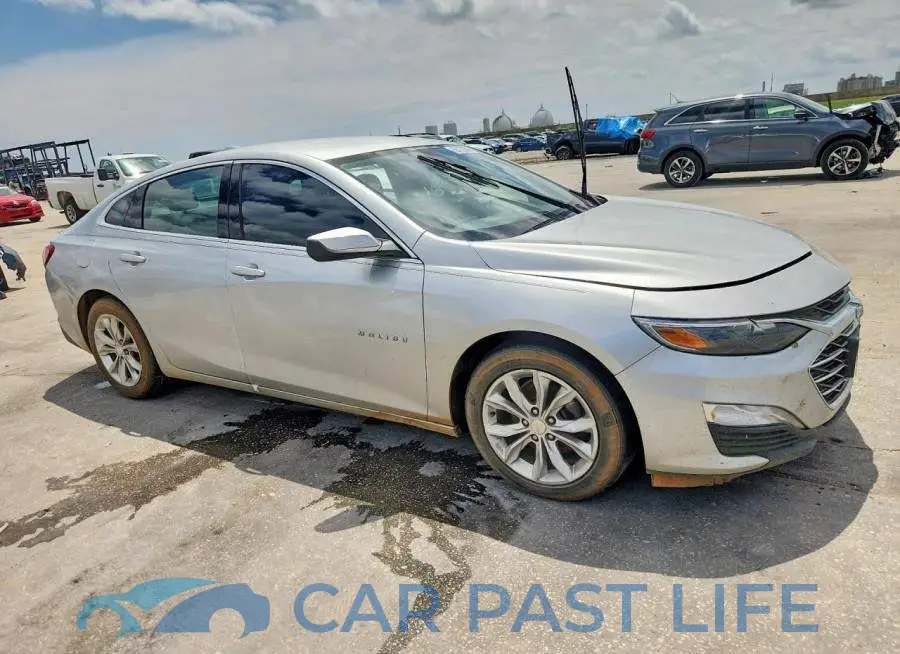 1G1ZD5ST6NF135867# 4