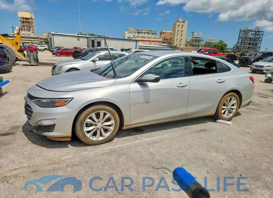 1G1ZD5ST6NF135867# 1