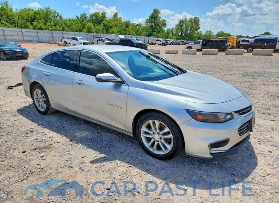 1G1ZD5ST8JF156049# 4