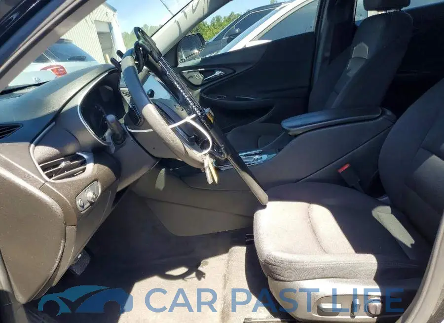 1G1ZD5ST9RF205299# 7