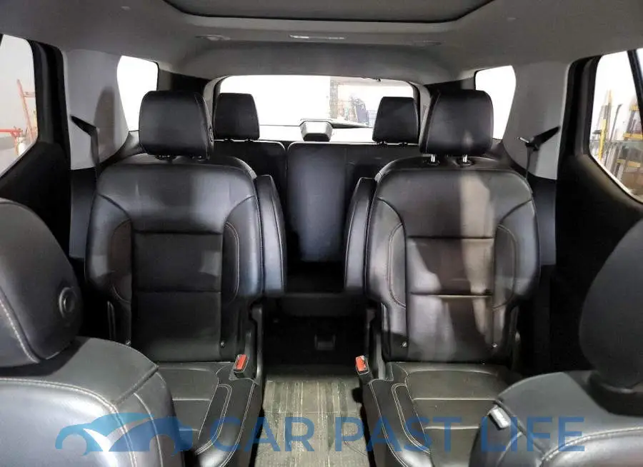 1GNEVJKW4JJ228360# 10