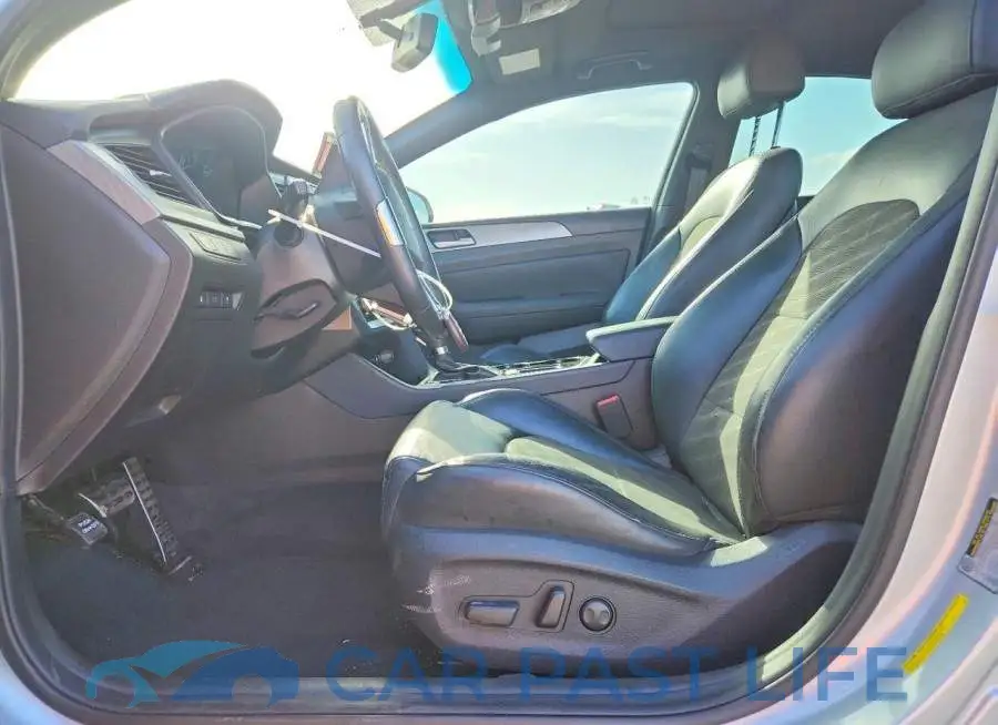 5NPE34AF4JH630793# 7