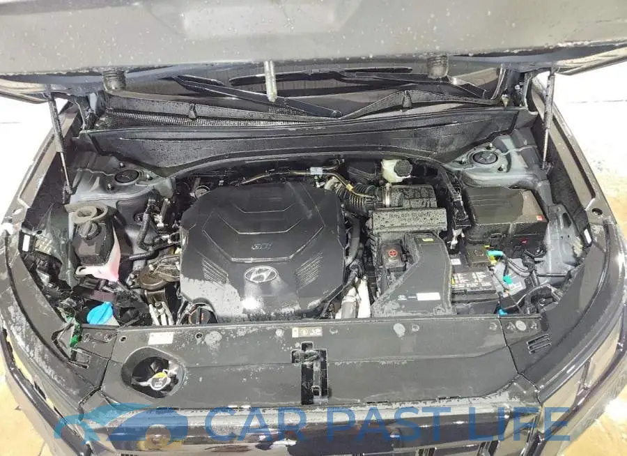 KM8R2DGE8SU949362# 12