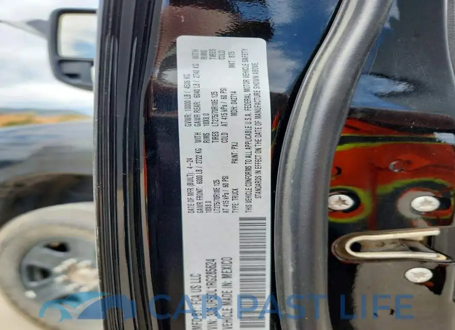 3C6UR5DL1RG285624# 12